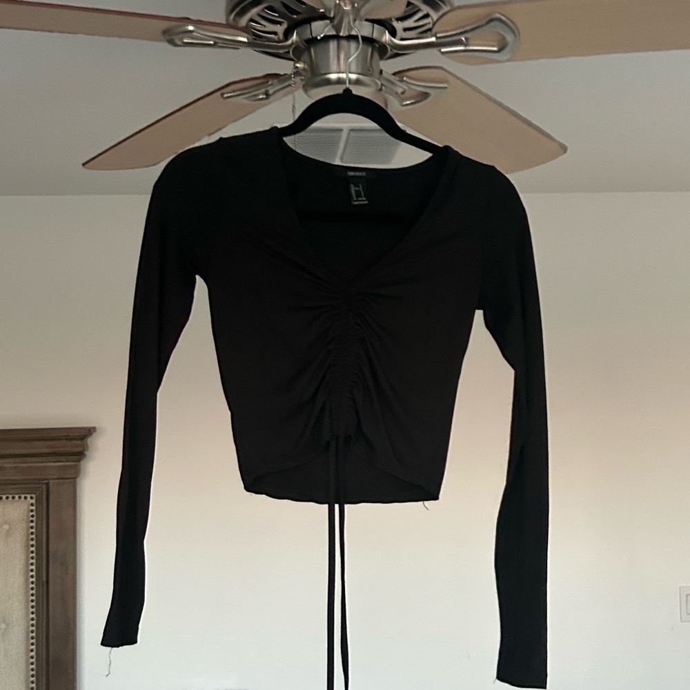 Black forever 21 adjustable crop top